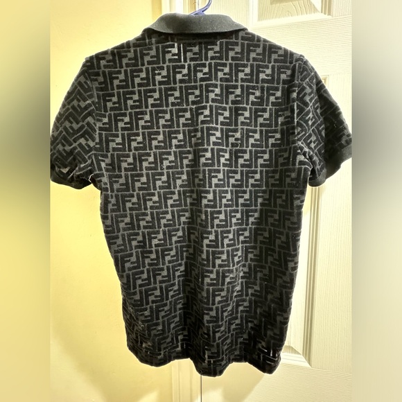 Authentic Fendi Polo Shirt small size used like new - Picture 3 of 5